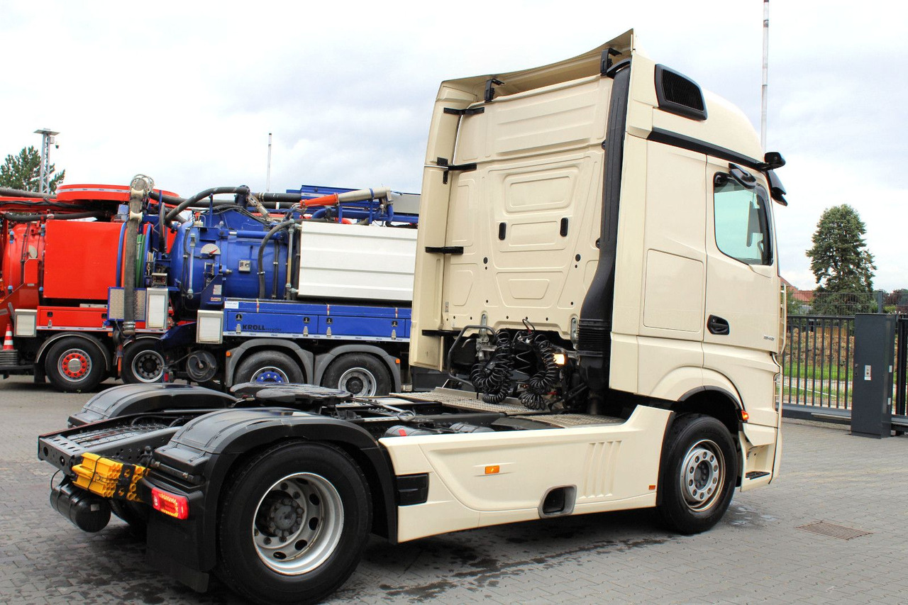 Mercedes-Benz Actros 1848 LS 4x2 BigSpace (MP5) Vollverspoiler - Tracteur routier: photos 4 Mercedes-Benz Actros 1848 LS 4x2 BigSpace (MP5) Vollverspoiler - Tracteur routier: photos 4