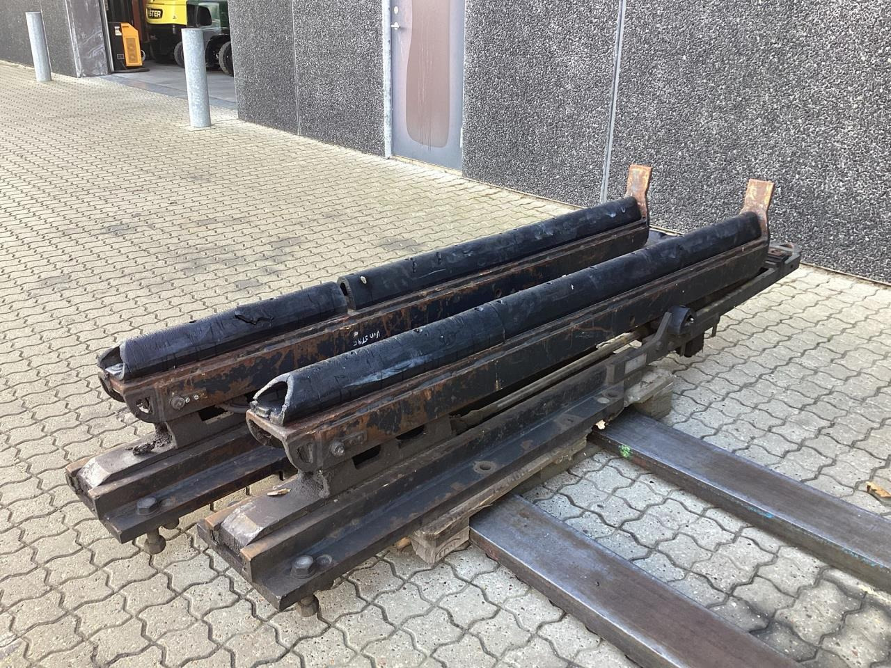 ELM ELM LASTSTABILISATOR - Fourches: photos 4 ELM ELM LASTSTABILISATOR - Fourches: photos 4