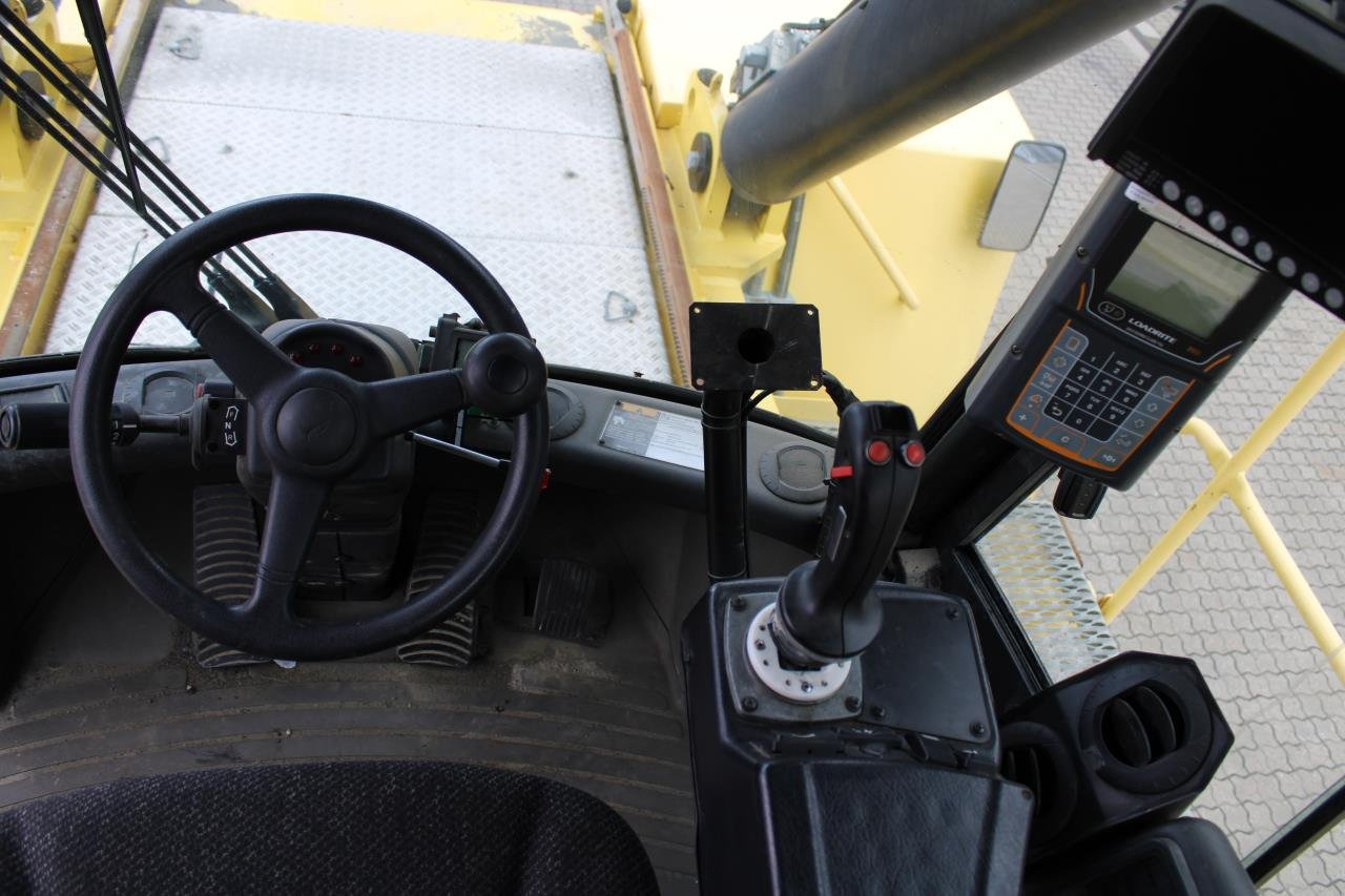 Hyster RS46-36CH - Reach stacker: photos 4 Hyster RS46-36CH - Reach stacker: photos 4