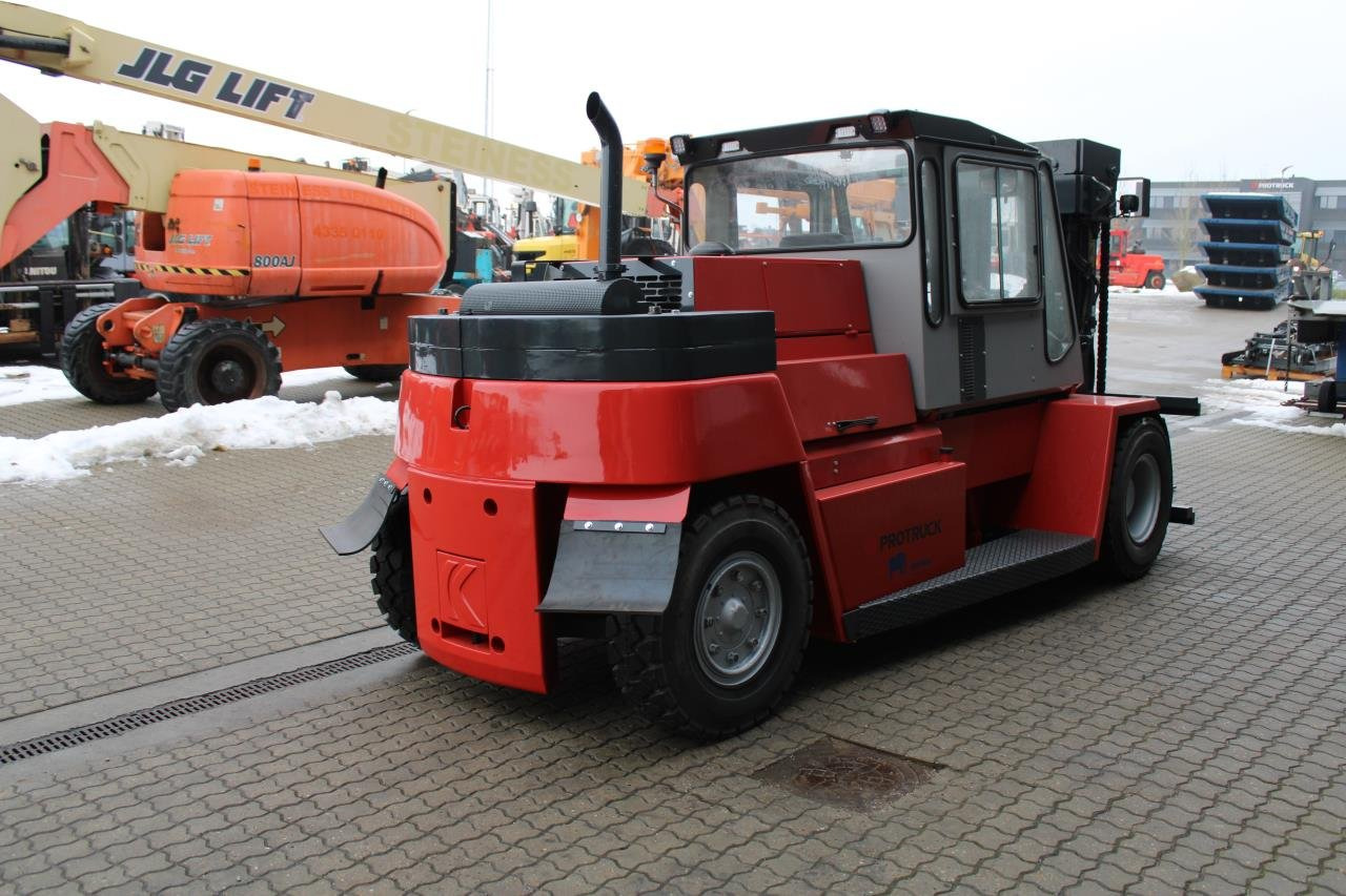 Kalmar DCD80-6LB - Chariot élévateur diesel: photos 3 Kalmar DCD80-6LB - Chariot élévateur diesel: photos 3