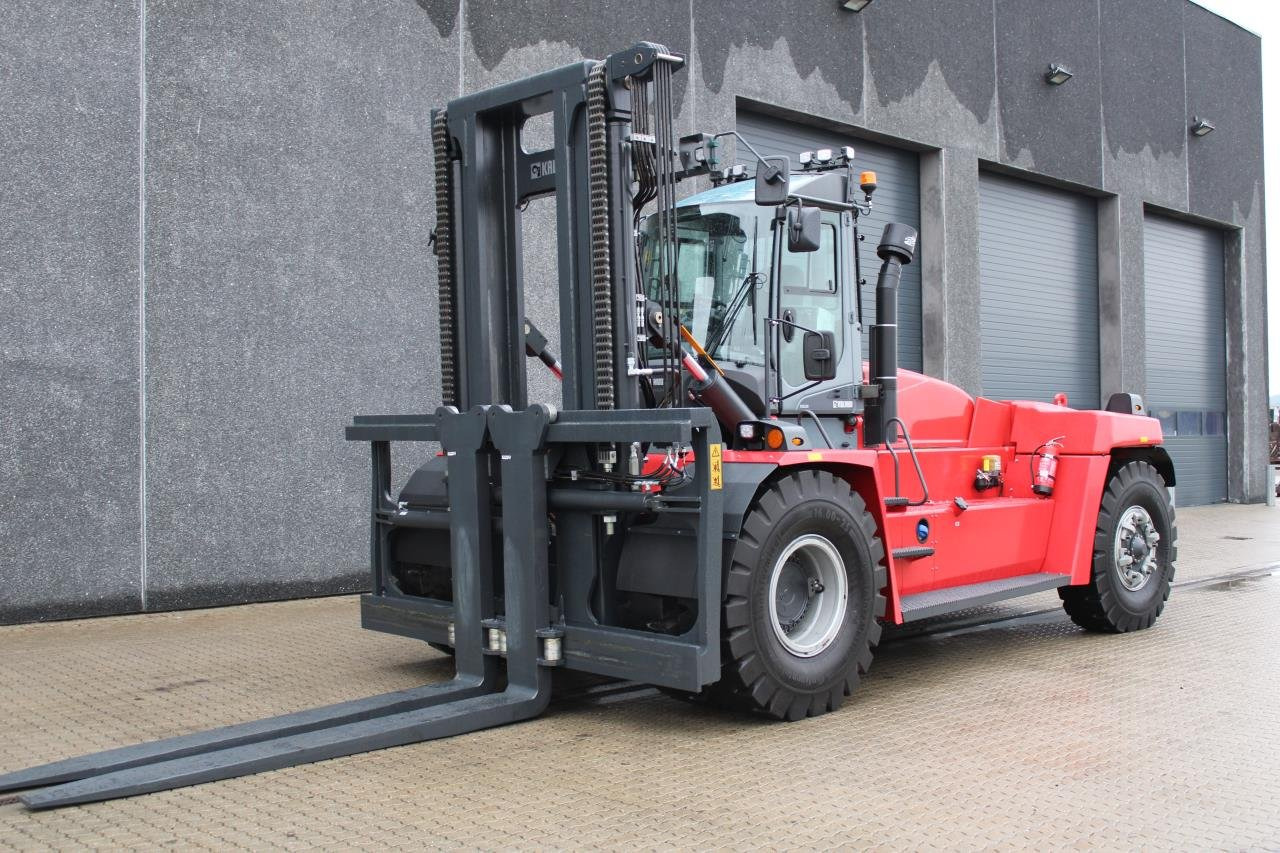 Kalmar DCG330-12LB - Chariot porte-conteneur: photos 2 Kalmar DCG330-12LB - Chariot porte-conteneur: photos 2
