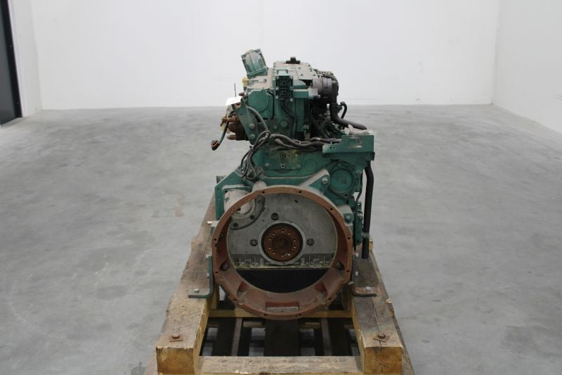 Volvo TAD 750 VE - Moteur: photos 4 Volvo TAD 750 VE - Moteur: photos 4