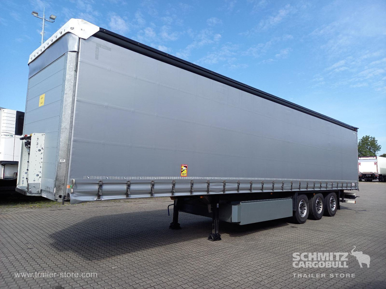 SCHMITZ Auflieger Curtainsider Standard - Semi-remorque rideaux coulissants: photos 1 SCHMITZ Auflieger Curtainsider Standard - Semi-remorque rideaux coulissants: photos 1