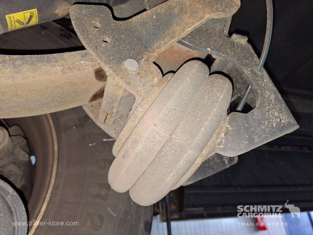 SCHMITZ Auflieger Tiefkühler Standard Double deck - Semi-remorque isothermique: photos 3 SCHMITZ Auflieger Tiefkühler Standard Double deck - Semi-remorque isothermique: photos 3