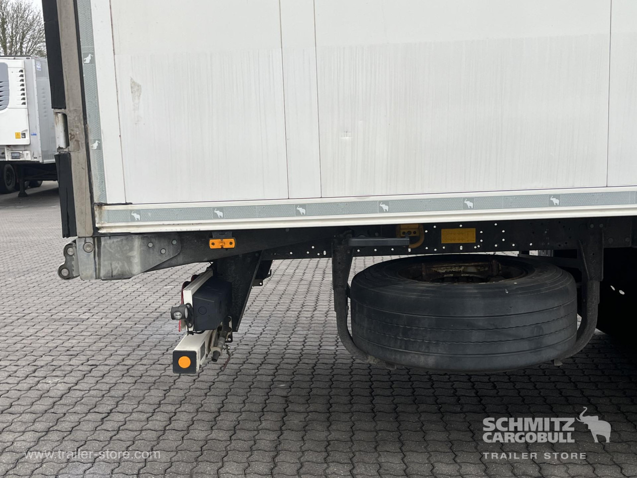 SCHMITZ Auflieger Tiefkühler Standard Double deck - Semi-remorque isothermique: photos 2 SCHMITZ Auflieger Tiefkühler Standard Double deck - Semi-remorque isothermique: photos 2