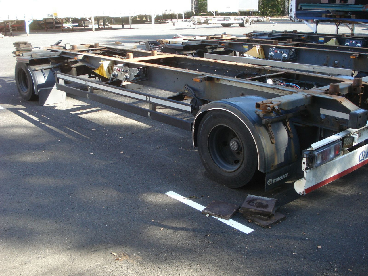 Krone AZ 18 A Drehschemel Zwillingsbereift! - Remorque porte-conteneur/ Caisse mobile: photos 2 Krone AZ 18 A Drehschemel Zwillingsbereift! - Remorque porte-conteneur/ Caisse mobile: photos 2