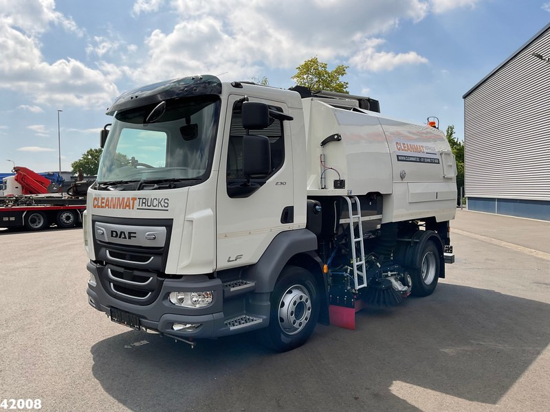 DAF FA LF 230 Johnston VT 650 - Balayeuse de voirie: photos 3 DAF FA LF 230 Johnston VT 650 - Balayeuse de voirie: photos 3