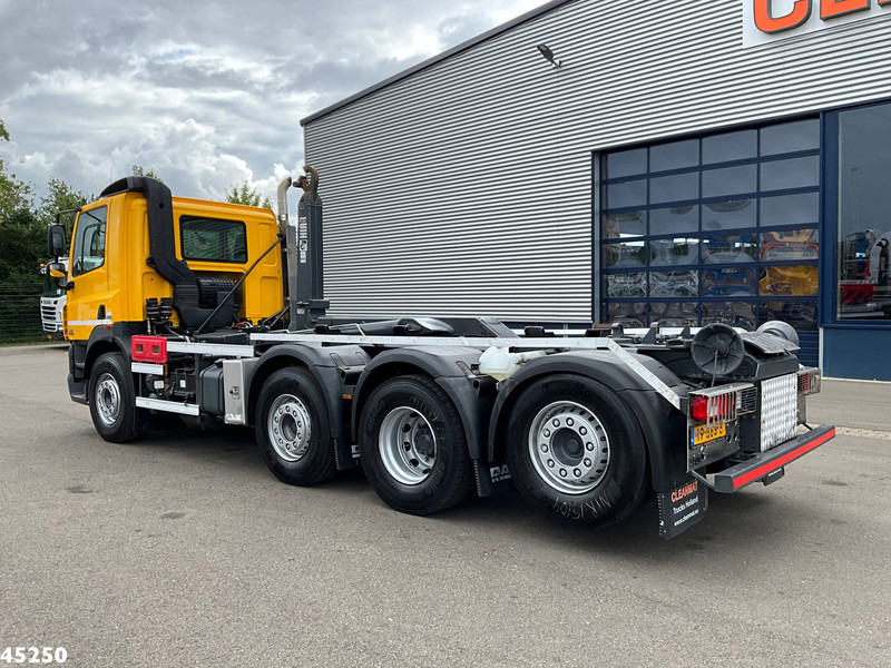 DAF FAQ 85 CF 410 8x2 Hiab 26 Ton haakarmsysteem Just 255.550 km! - Camion ampliroll: photos 2 DAF FAQ 85 CF 410 8x2 Hiab 26 Ton haakarmsysteem Just 255.550 km! - Camion ampliroll: photos 2