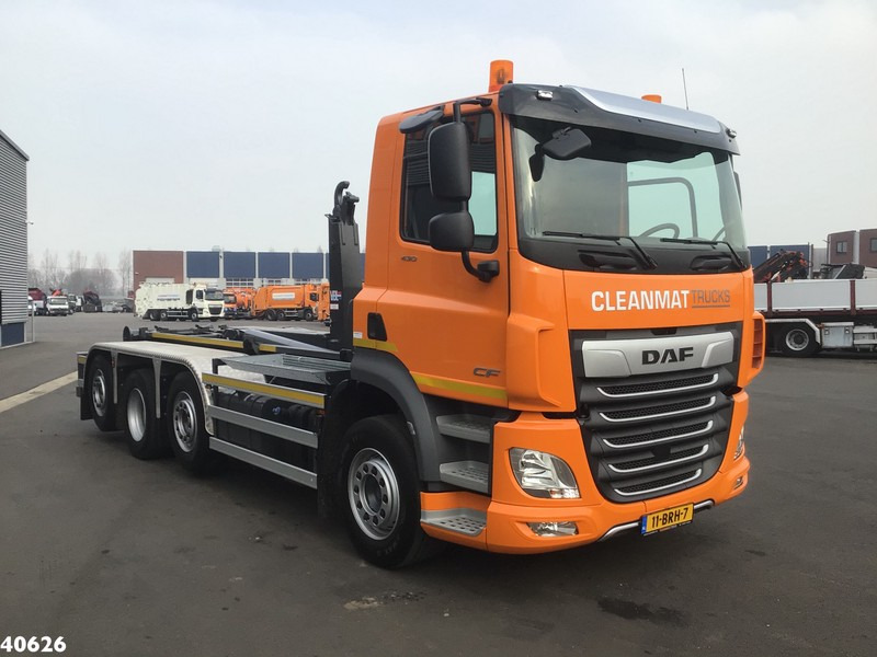 DAF FAQ CF 430 VDL 30 Ton haakarmsysteem - Camion ampliroll: photos 4 DAF FAQ CF 430 VDL 30 Ton haakarmsysteem - Camion ampliroll: photos 4