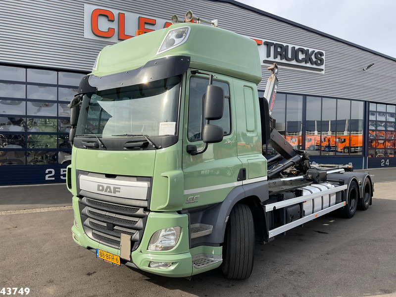 DAF FAS CF 440 Euro 6 Hiab 21 Ton haakarmsysteem - Camion ampliroll: photos 1 DAF FAS CF 440 Euro 6 Hiab 21 Ton haakarmsysteem - Camion ampliroll: photos 1