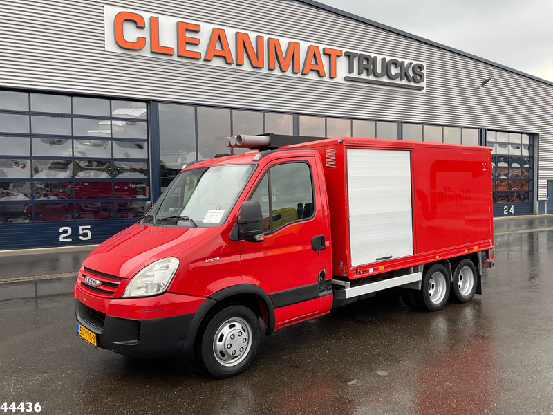Iveco Daily 40C18 + Veldhuizen oplegger ROM Hogedrukinstallatie - Camion hydrocureur: photos 2 Iveco Daily 40C18 + Veldhuizen oplegger ROM Hogedrukinstallatie - Camion hydrocureur: photos 2