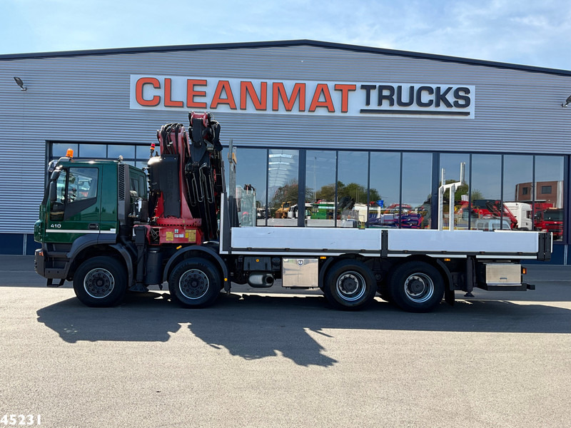Iveco Trakker AD410T41 Fassi 80 Tonmeter laadkraan + Fly-Jib Just 80.441 Km! - Camion grue: photos 3 Iveco Trakker AD410T41 Fassi 80 Tonmeter laadkraan + Fly-Jib Just 80.441 Km! - Camion grue: photos 3