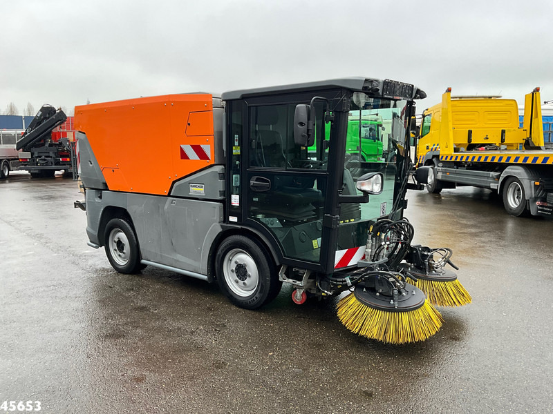 Kärcher MC 250 Just 16.579 km! - Balayeuse de voirie: photos 3 Kärcher MC 250 Just 16.579 km! - Balayeuse de voirie: photos 3