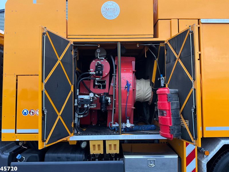 MAN TGS 35.500 8x4 Euro 6 MTS Saugbagger Just 40.559 km! en crédit-bail MAN TGS 35.500 8x4 Euro 6 MTS Saugbagger Just 40.559 km!: photos 8 MAN TGS 35.500 8x4 Euro 6 MTS Saugbagger Just 40.559 km! en crédit-bail MAN TGS 35.500 8x4 Euro 6 MTS Saugbagger Just 40.559 km!: photos 8