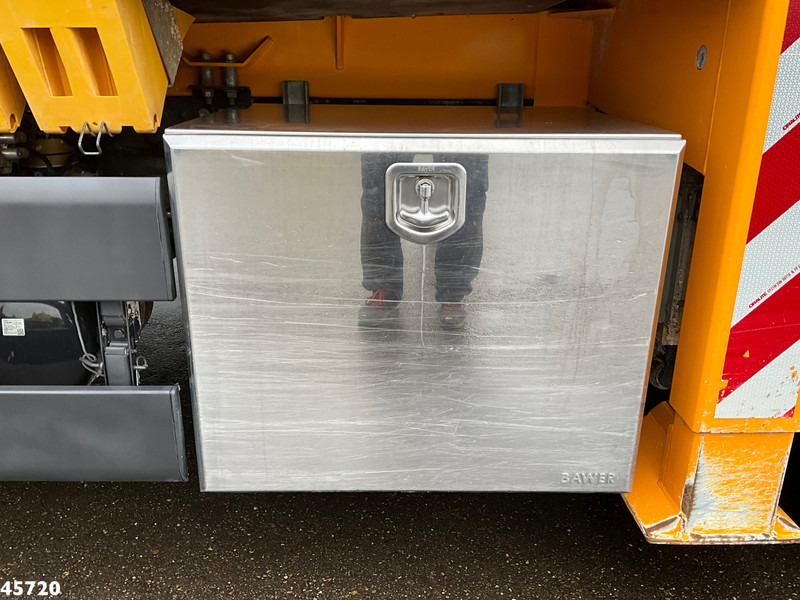 MAN TGS 35.500 8x4 Euro 6 MTS Saugbagger Just 40.559 km! en crédit-bail MAN TGS 35.500 8x4 Euro 6 MTS Saugbagger Just 40.559 km!: photos 16 MAN TGS 35.500 8x4 Euro 6 MTS Saugbagger Just 40.559 km! en crédit-bail MAN TGS 35.500 8x4 Euro 6 MTS Saugbagger Just 40.559 km!: photos 16