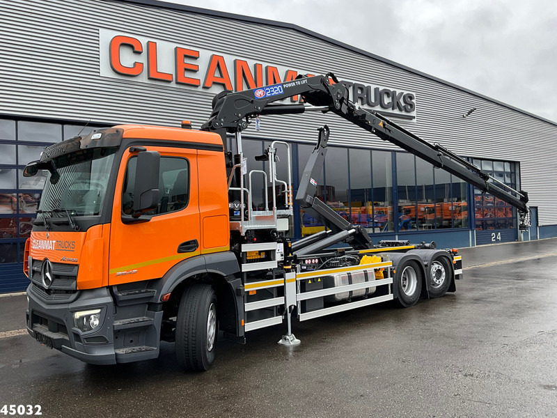 Mercedes-Benz ACTROS 2543 HMF 23 Tonmeter laadkraan - Camion ampliroll: photos 1 Mercedes-Benz ACTROS 2543 HMF 23 Tonmeter laadkraan - Camion ampliroll: photos 1