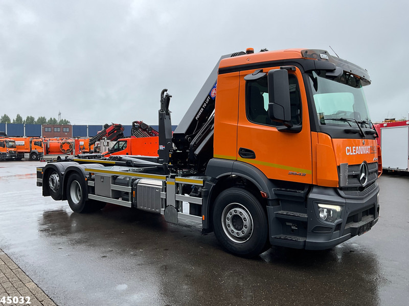 Mercedes-Benz ACTROS 2543 HMF 23 Tonmeter laadkraan - Camion ampliroll: photos 5 Mercedes-Benz ACTROS 2543 HMF 23 Tonmeter laadkraan - Camion ampliroll: photos 5