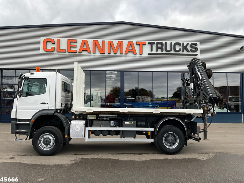 Mercedes-Benz AXOR 1929 4x4 VDL 14 Ton haakarmsysteem + Laadplateau met Hiab 14 Tonmeter laadkraan - Camion grue: photos 4 Mercedes-Benz AXOR 1929 4x4 VDL 14 Ton haakarmsysteem + Laadplateau met Hiab 14 Tonmeter laadkraan - Camion grue: photos 4