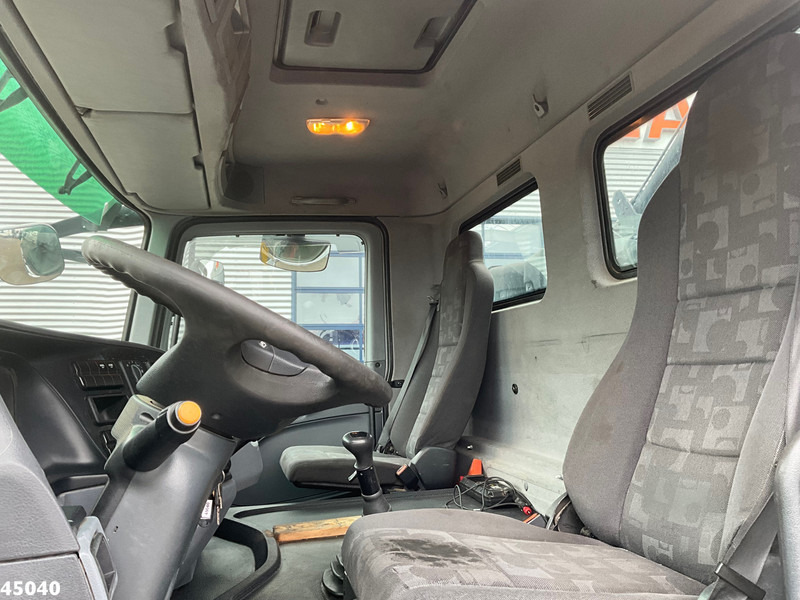 Camion grue Mercedes-Benz Actros 4141 8x4 manual Hiab 32 Tonmeter laadkraan + Fly-jib: photos 17 Camion grue Mercedes-Benz Actros 4141 8x4 manual Hiab 32 Tonmeter laadkraan + Fly-jib: photos 17