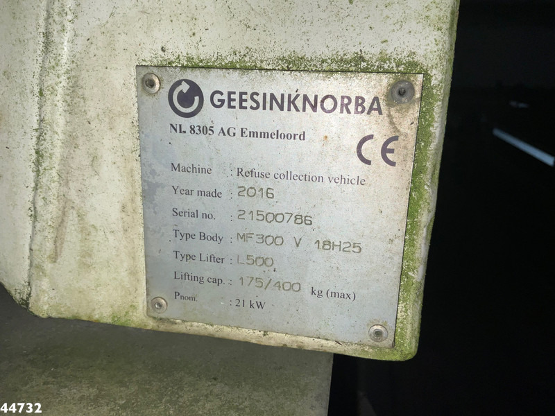 Benne à ordures ménagères Mercedes-Benz Econic 2630 Euro 6 CNG Norba MF 300 18m³ 2 compartimenten just 137.620 km!: photos 17 Benne à ordures ménagères Mercedes-Benz Econic 2630 Euro 6 CNG Norba MF 300 18m³ 2 compartimenten just 137.620 km!: photos 17