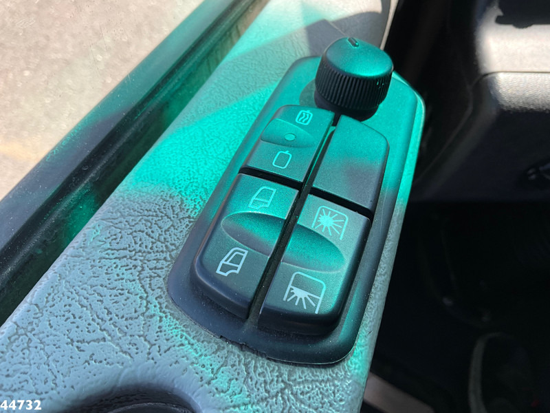 Benne à ordures ménagères Mercedes-Benz Econic 2630 Euro 6 CNG Norba MF 300 18m³ 2 compartimenten just 137.620 km!: photos 14 Benne à ordures ménagères Mercedes-Benz Econic 2630 Euro 6 CNG Norba MF 300 18m³ 2 compartimenten just 137.620 km!: photos 14