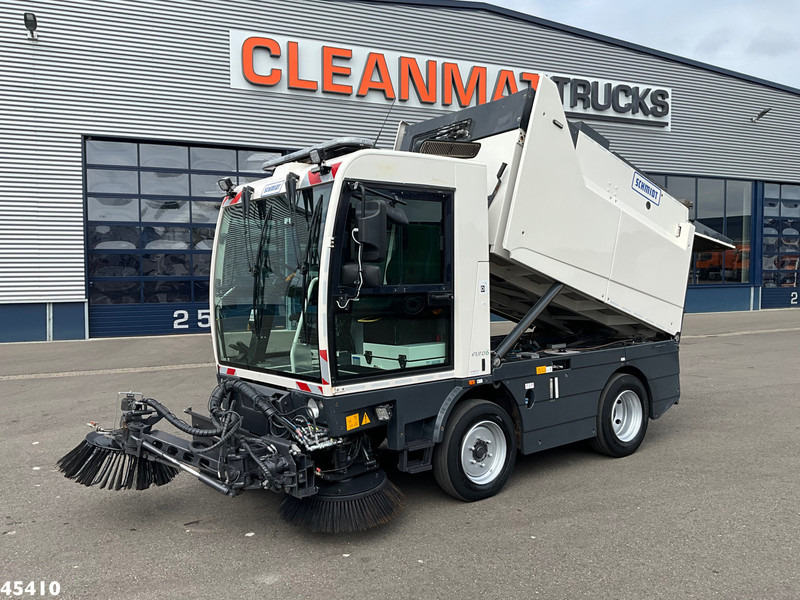 Schmidt Cleango 500 Compact Euro 6 with 3-rd brush - Balayeuse de voirie: photos 1 Schmidt Cleango 500 Compact Euro 6 with 3-rd brush - Balayeuse de voirie: photos 1