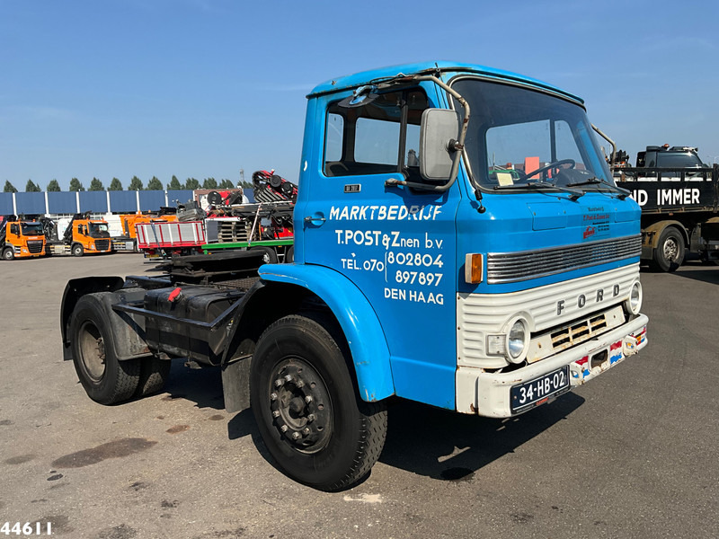 Ford DA 2817 - Tracteur routier: photos 2 Ford DA 2817 - Tracteur routier: photos 2