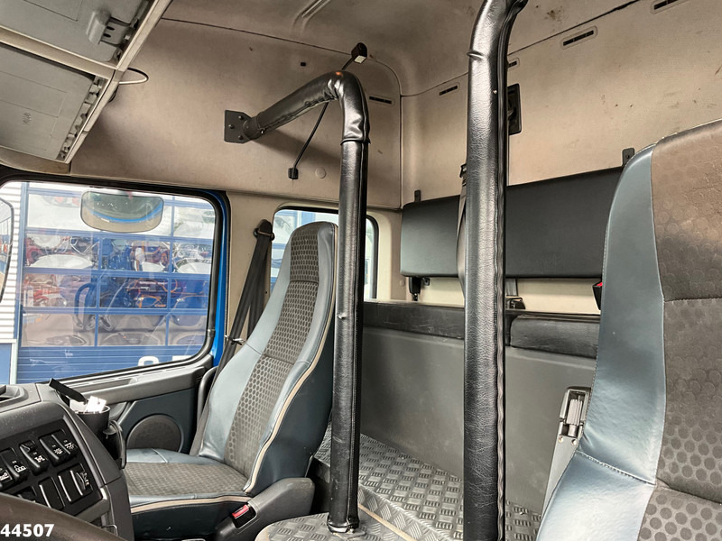 Camion grue Volvo FMX 450 8x4 Hiab 63 Tonmeter laadkraan + Fly-Jib: photos 17