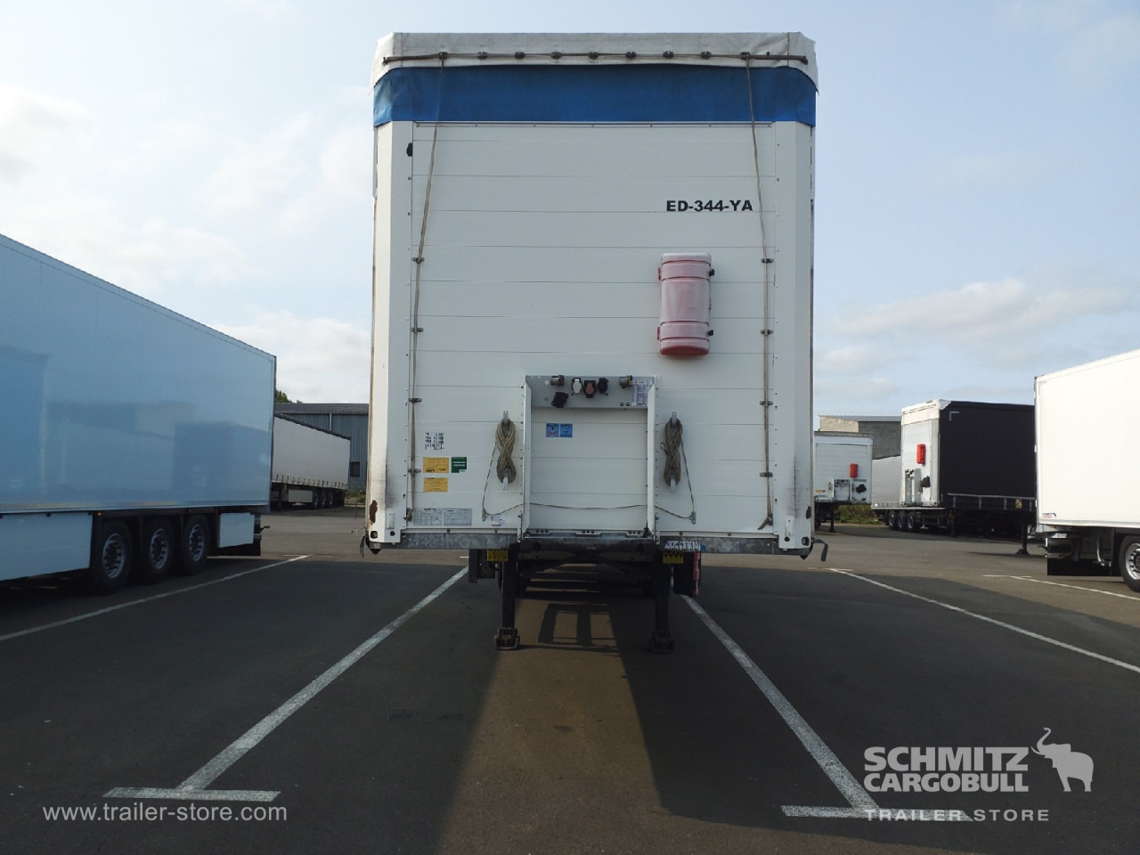 SCHMITZ Curtainsider Standard - Semi-remorque rideaux coulissants: photos 5 SCHMITZ Curtainsider Standard - Semi-remorque rideaux coulissants: photos 5