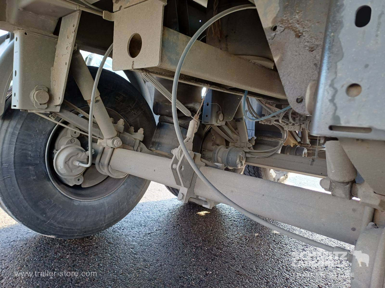 LANGENDORF Auflieger Kipper Stahlrundmulde 24m³ - Semi-remorque benne: photos 3 LANGENDORF Auflieger Kipper Stahlrundmulde 24m³ - Semi-remorque benne: photos 3