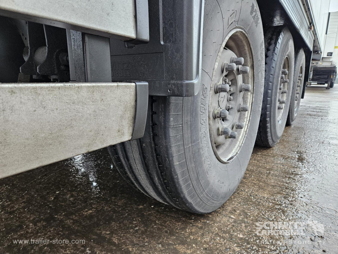 SCHMITZ Reefer Multitemp - Semi-remorque isothermique: photos 4 SCHMITZ Reefer Multitemp - Semi-remorque isothermique: photos 4