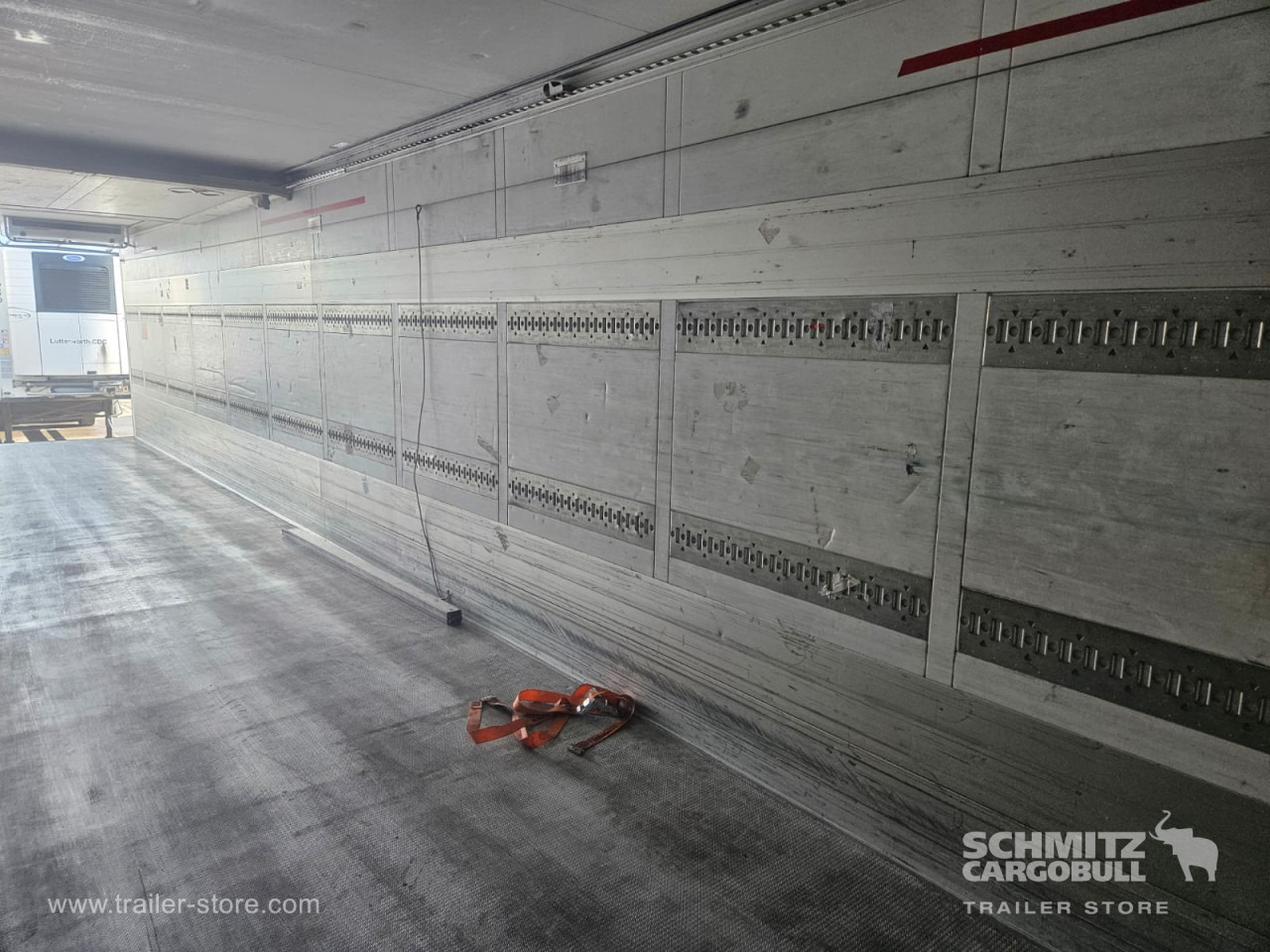SCHMITZ Reefer Multitemp - Semi-remorque isothermique: photos 3 SCHMITZ Reefer Multitemp - Semi-remorque isothermique: photos 3
