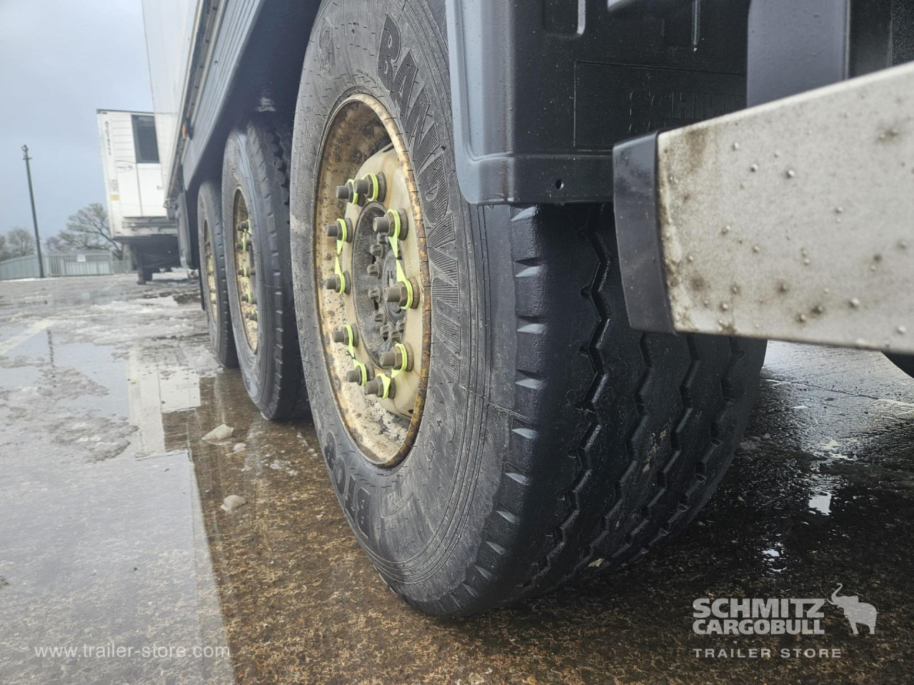 SCHMITZ Reefer Multitemp - Semi-remorque isothermique: photos 2 SCHMITZ Reefer Multitemp - Semi-remorque isothermique: photos 2