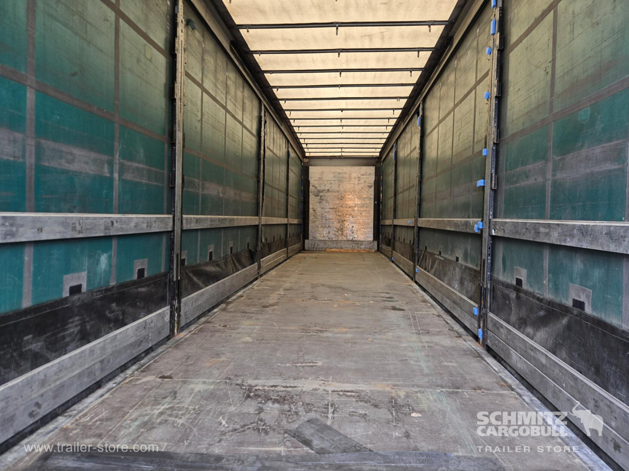 SCHMITZ Curtainsider Mega - Semi-remorque rideaux coulissants: photos 3 SCHMITZ Curtainsider Mega - Semi-remorque rideaux coulissants: photos 3