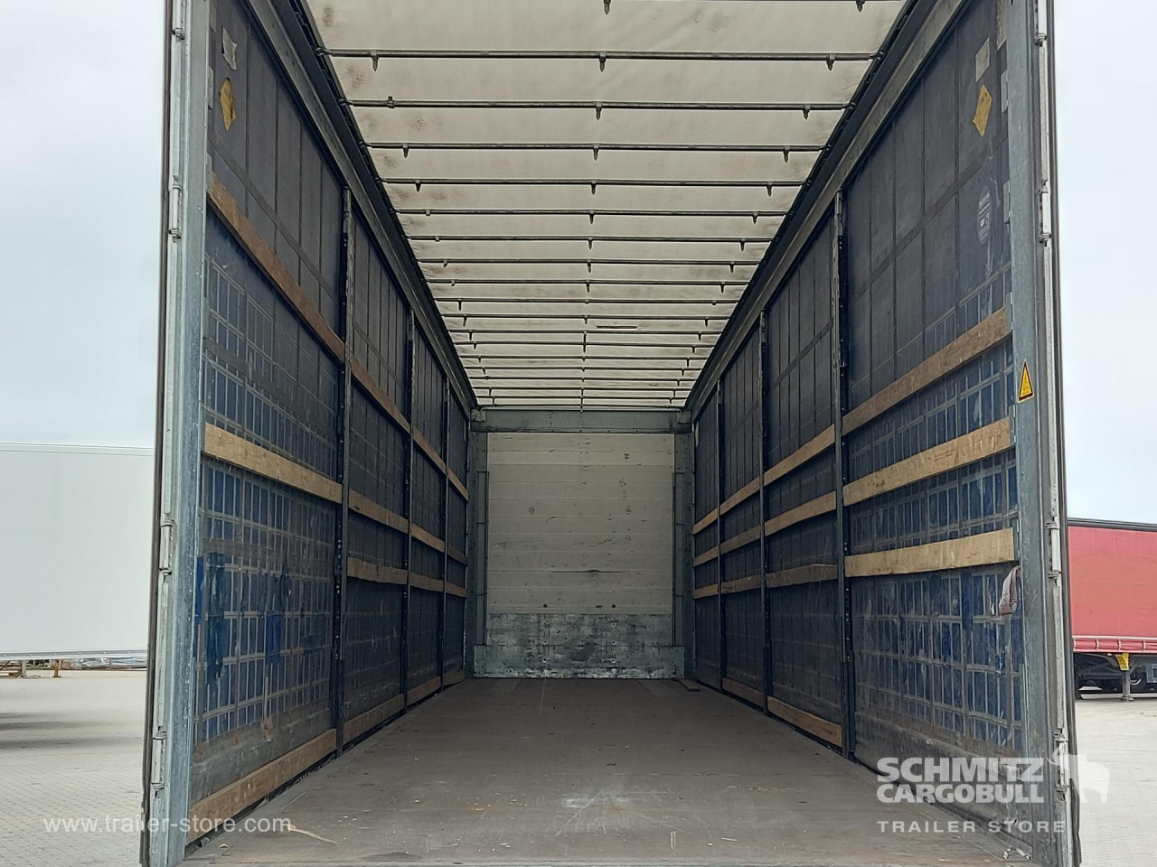 SCHMITZ Curtainsider Mega - Semi-remorque rideaux coulissants: photos 3 SCHMITZ Curtainsider Mega - Semi-remorque rideaux coulissants: photos 3
