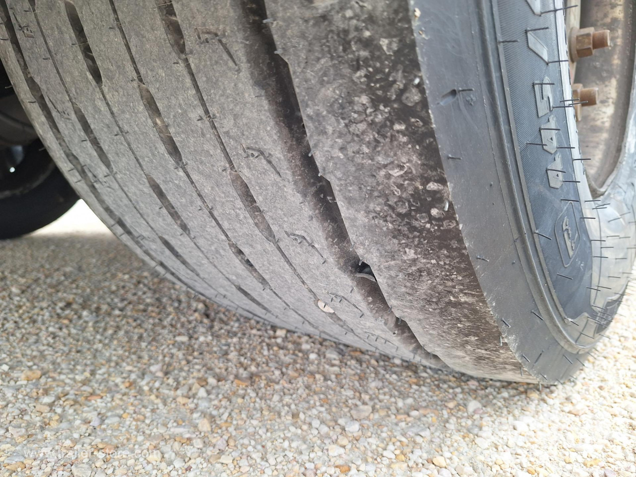 SCHMITZ Curtainsider Mega - Semi-remorque rideaux coulissants: photos 2 SCHMITZ Curtainsider Mega - Semi-remorque rideaux coulissants: photos 2