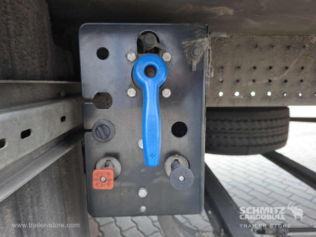 SCHMITZ Reefer Multitemp - Semi-remorque isothermique: photos 3 SCHMITZ Reefer Multitemp - Semi-remorque isothermique: photos 3