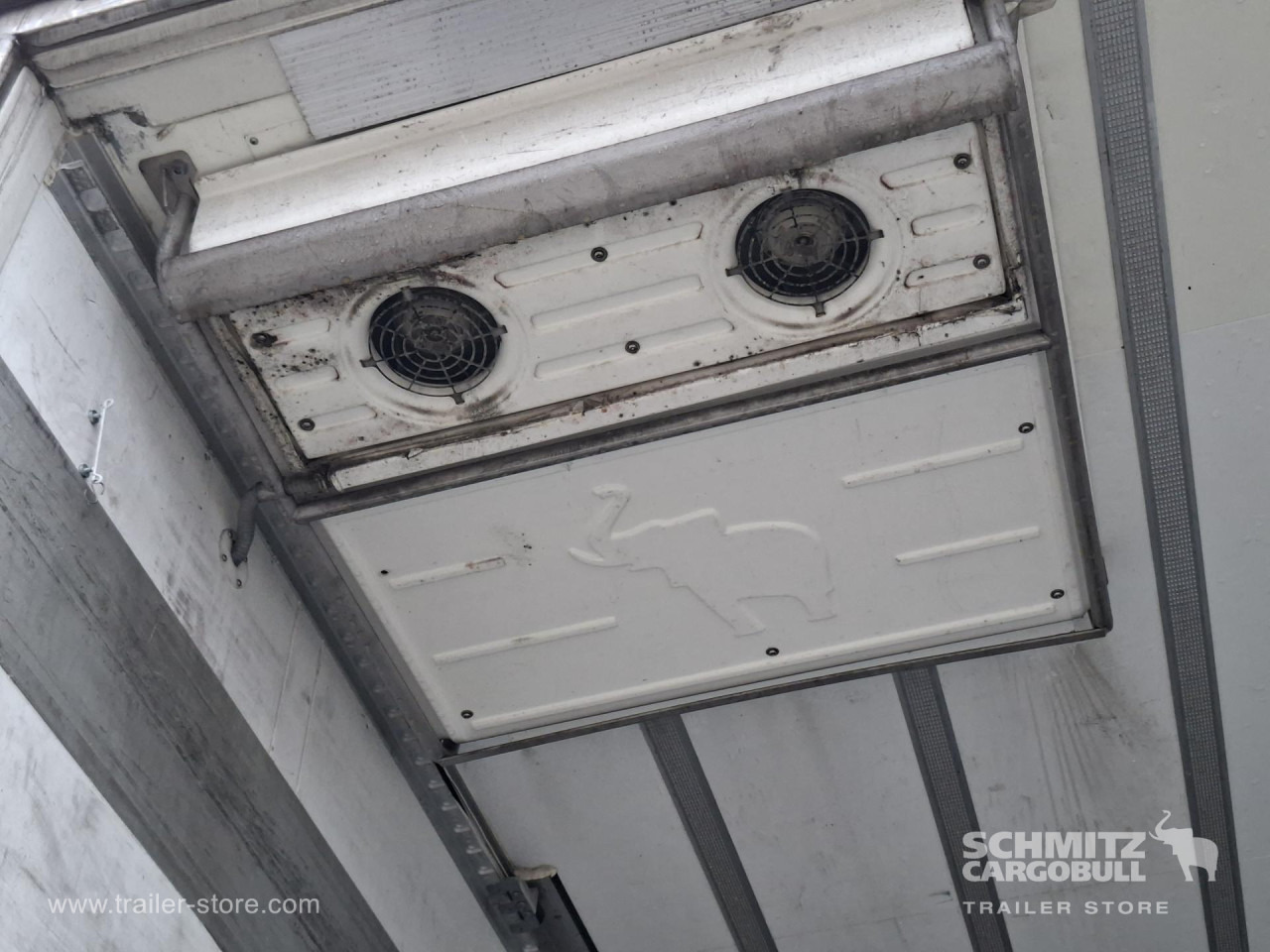 SCHMITZ Reefer Multitemp - Semi-remorque isothermique: photos 2 SCHMITZ Reefer Multitemp - Semi-remorque isothermique: photos 2
