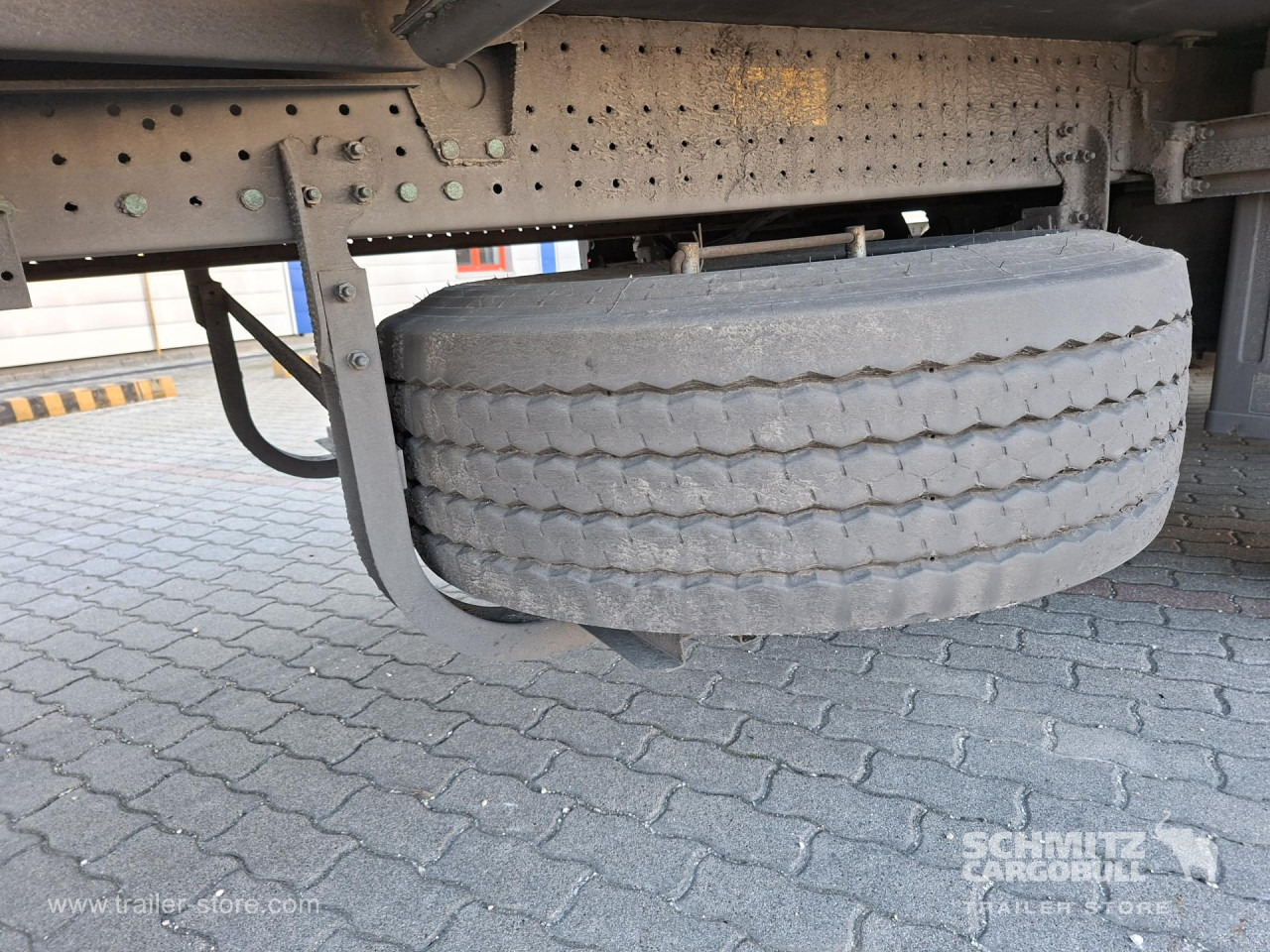 SCHMITZ Reefer Multitemp - Semi-remorque isothermique: photos 5 SCHMITZ Reefer Multitemp - Semi-remorque isothermique: photos 5