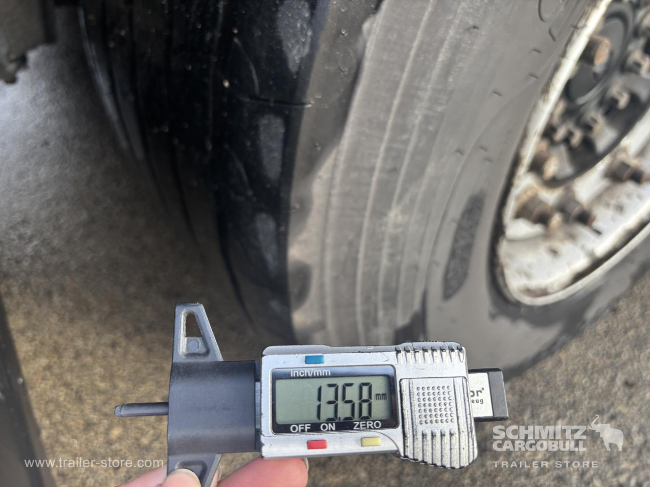 SCHMITZ Curtainsider Mega - Semi-remorque rideaux coulissants: photos 5 SCHMITZ Curtainsider Mega - Semi-remorque rideaux coulissants: photos 5