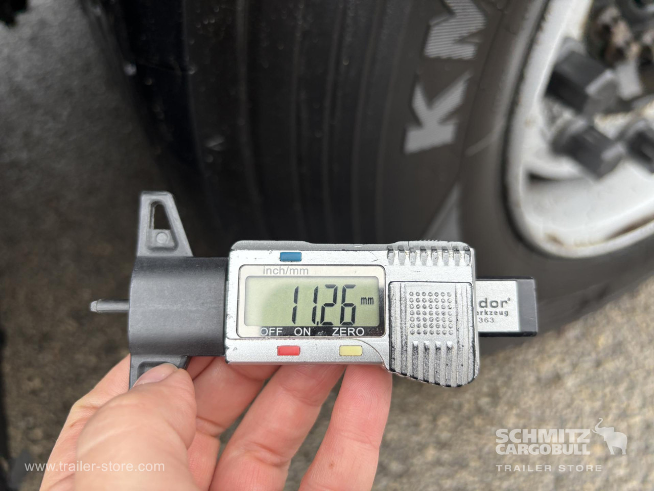 SCHMITZ Curtainsider Mega - Semi-remorque rideaux coulissants: photos 5 SCHMITZ Curtainsider Mega - Semi-remorque rideaux coulissants: photos 5