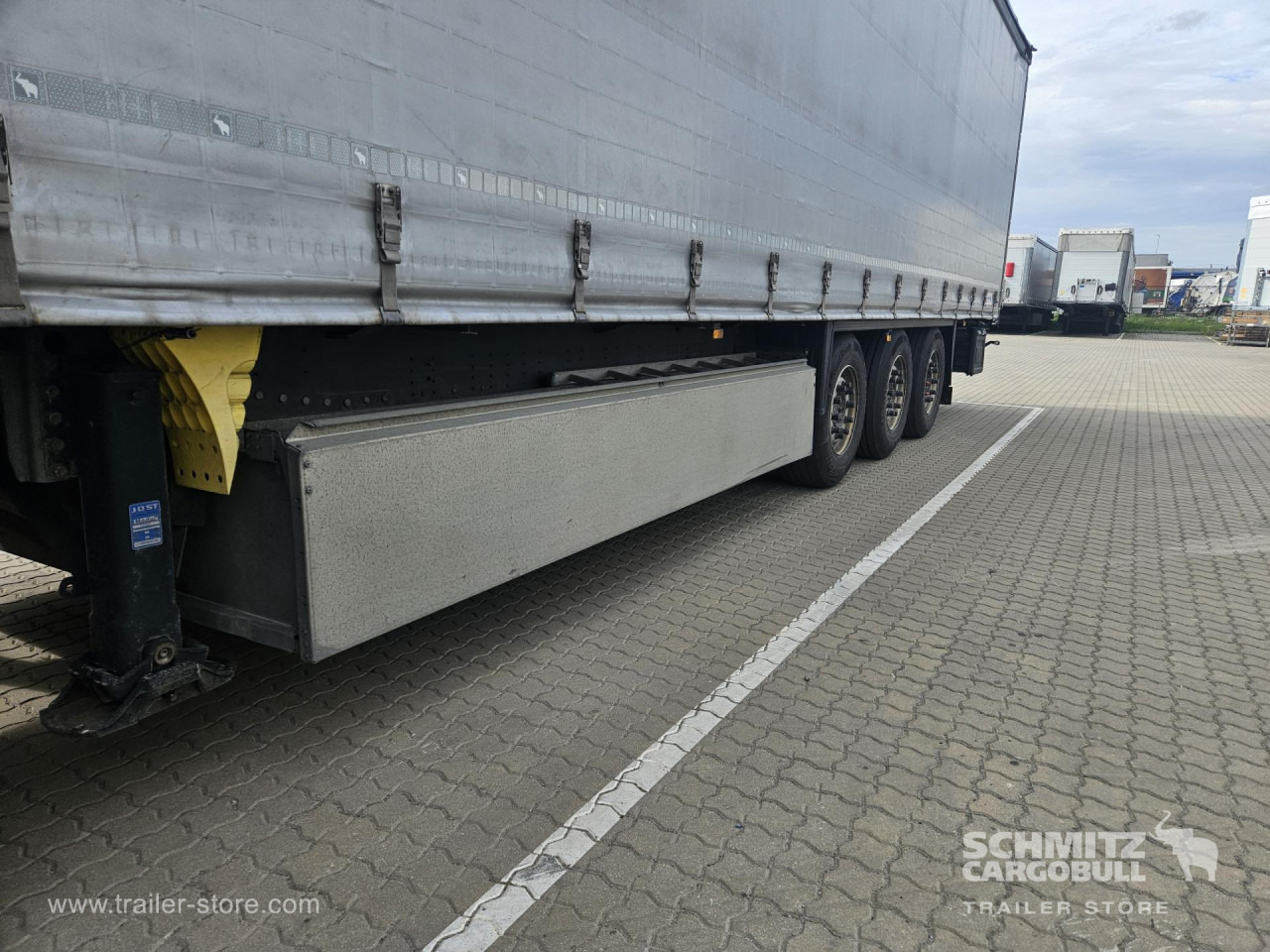 SCHMITZ Curtainsider Standard - Semi-remorque rideaux coulissants: photos 5 SCHMITZ Curtainsider Standard - Semi-remorque rideaux coulissants: photos 5