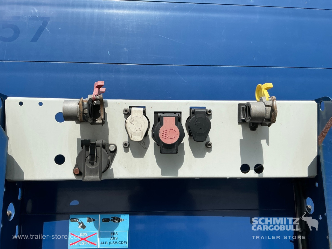 SCHMITZ Curtainsider Standard - Semi-remorque rideaux coulissants: photos 3 SCHMITZ Curtainsider Standard - Semi-remorque rideaux coulissants: photos 3