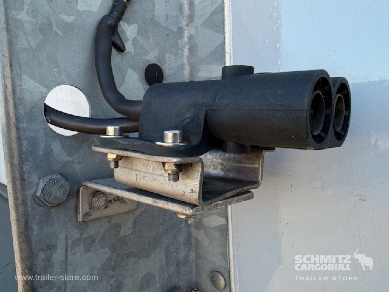 GROENEWEGEN Oplegger Kasten Standard Taillift - Semi-remorque fourgon: photos 3 GROENEWEGEN Oplegger Kasten Standard Taillift - Semi-remorque fourgon: photos 3