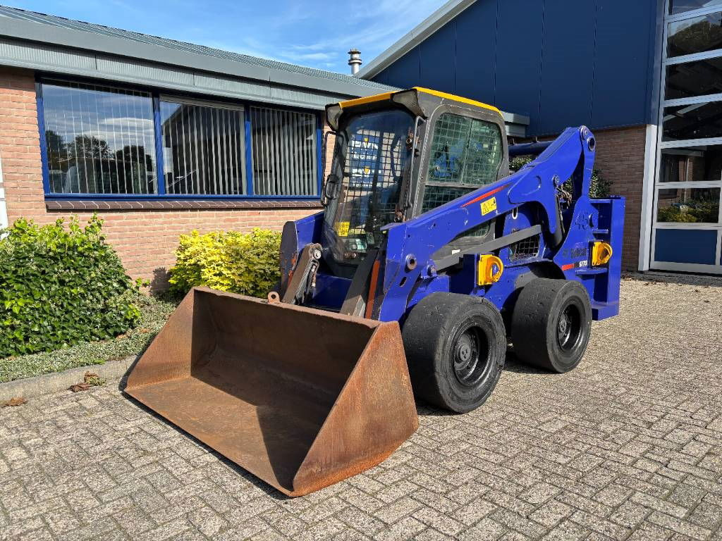 Bobcat S 770 - Mini chargeuse: photos 2 Bobcat S 770 - Mini chargeuse: photos 2