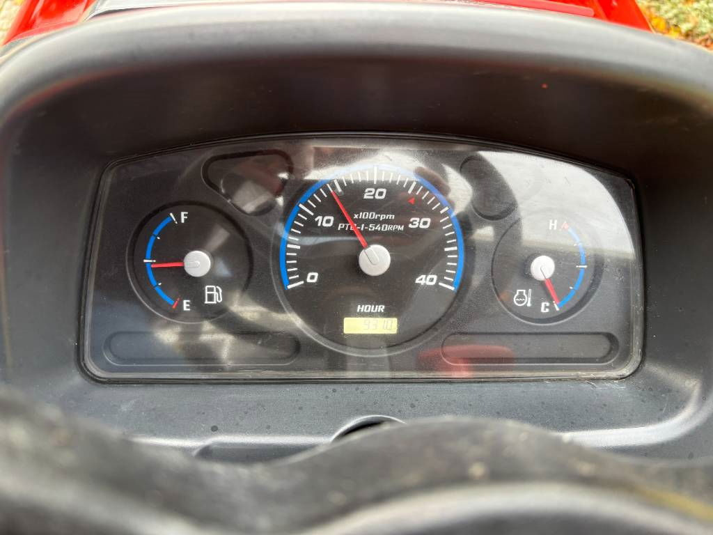 Kioti CK 3310 HST - Micro tracteur: photos 5 Kioti CK 3310 HST - Micro tracteur: photos 5