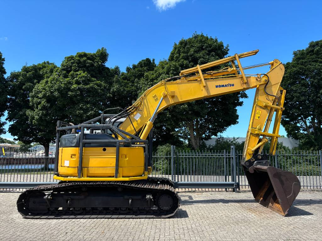 Komatsu PC 228 Uslc-3E0 - Pelle sur chenille: photos 5 Komatsu PC 228 Uslc-3E0 - Pelle sur chenille: photos 5