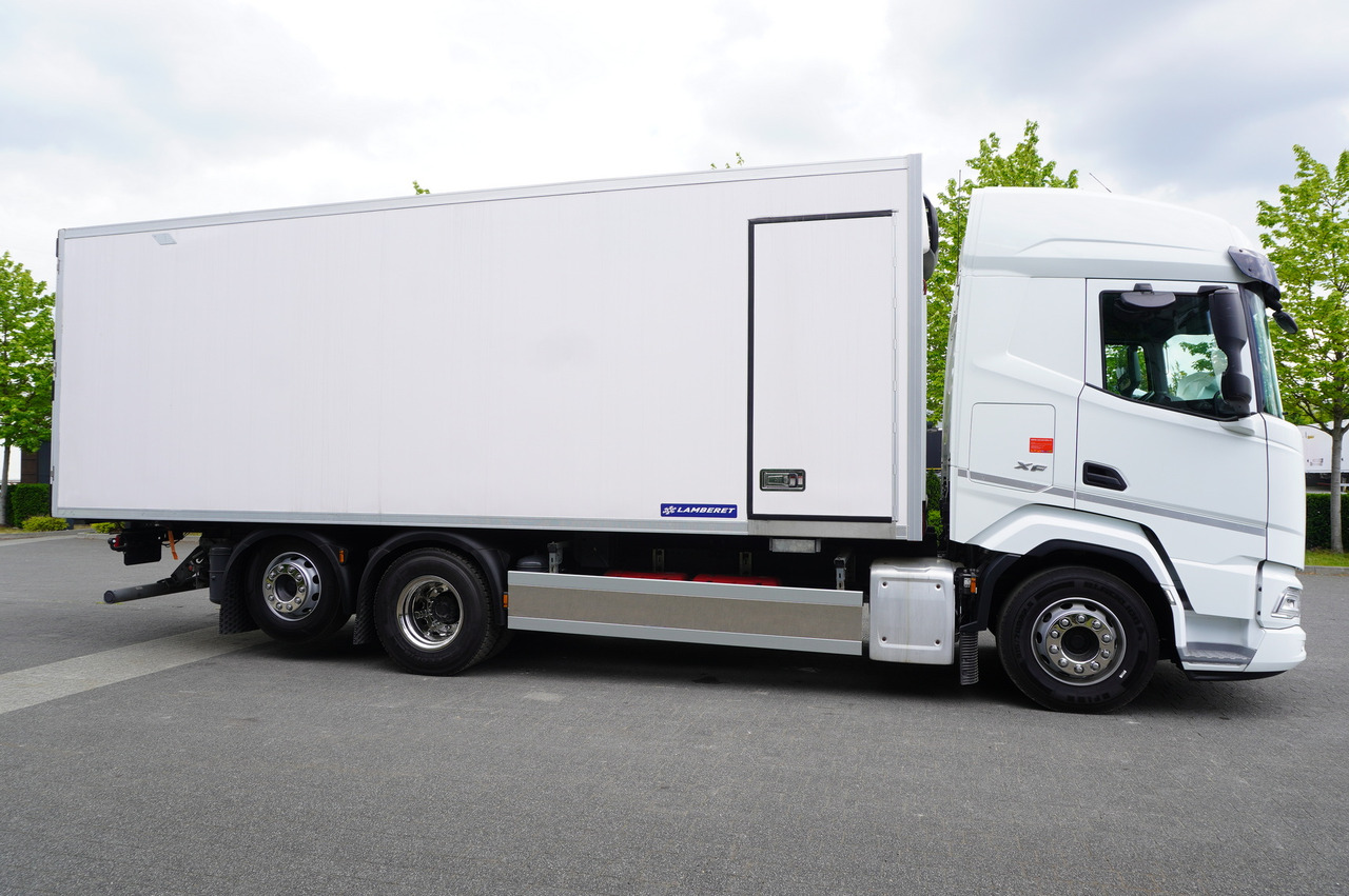 DAF XF 450 E6 / 2022 / Refrigerated Lamberet Carrier Supra 1150 / 450 HP - Camion frigorifique: photos 2 DAF XF 450 E6 / 2022 / Refrigerated Lamberet Carrier Supra 1150 / 450 HP - Camion frigorifique: photos 2