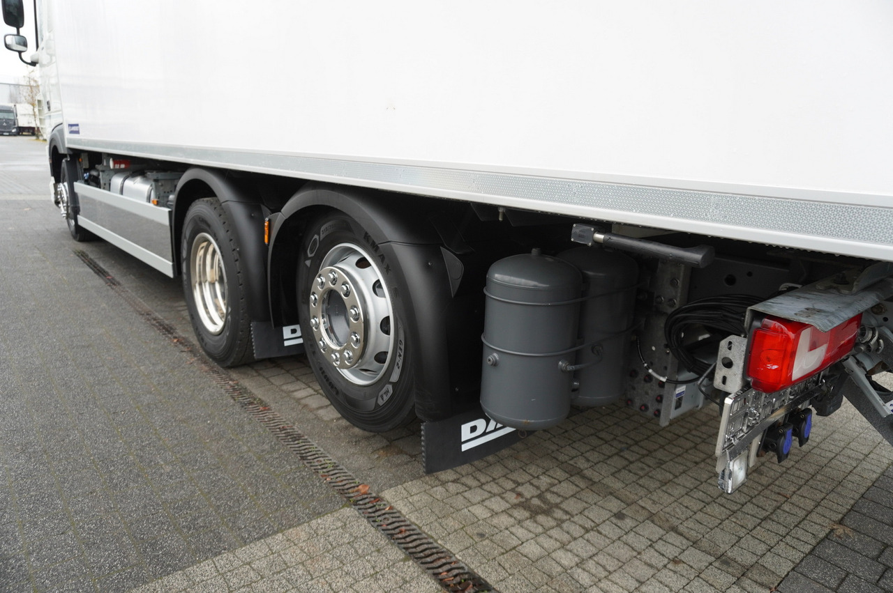 Camion isothermique DAF XF 480 E6 6x2 / NEW Lamberet Refrigerator 18 pallets / 260000 km: photos 14
