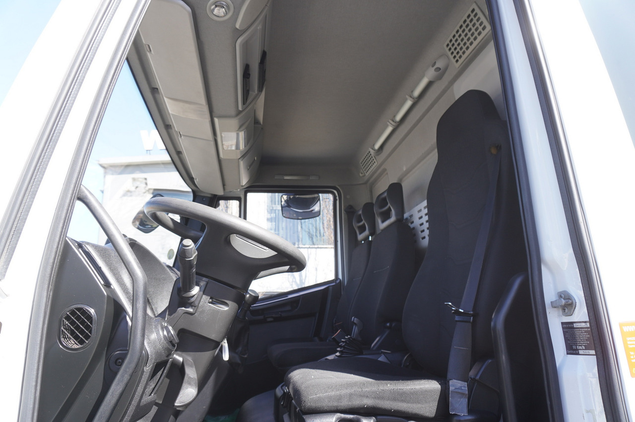 Camion fourgon IVECO Eurocargo 120-190 / 160 thousand km !!! / Box 18 EPAL / Dhollandia lift 1500 kg: photos 11